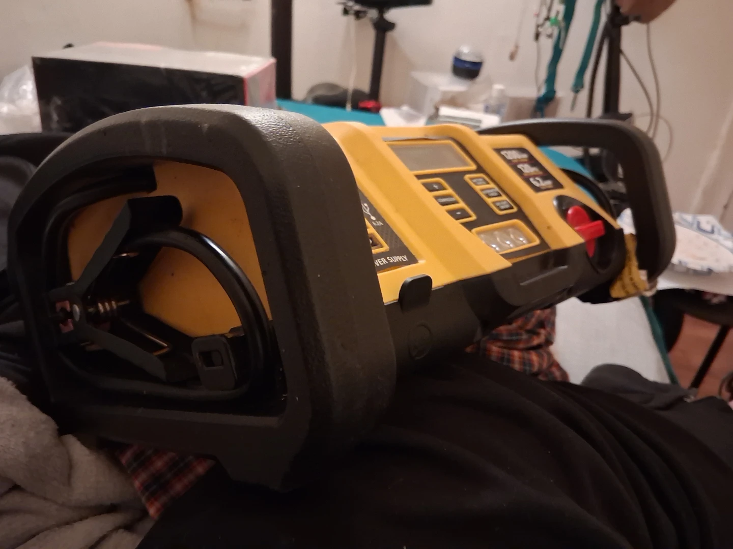 Stanley Fatmax 1200 Amp Jump Starter and Compressor - photo 3