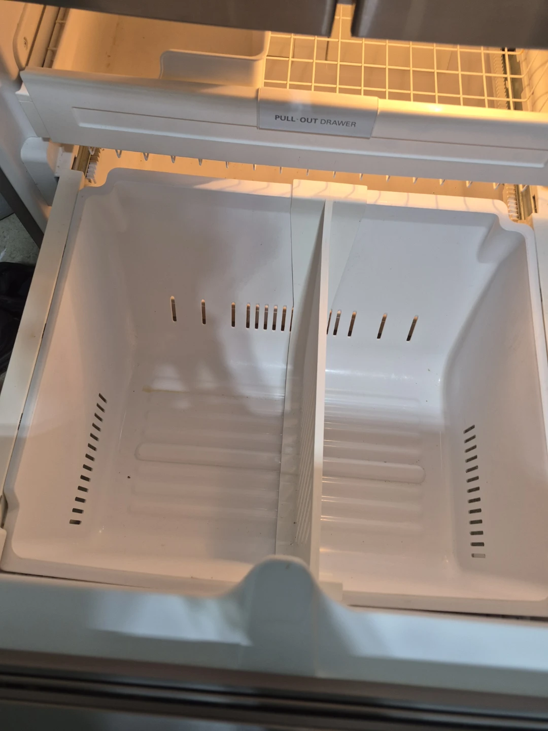 LG Stainless Steel Refrigerator (LG LFX25976S) - photo 3