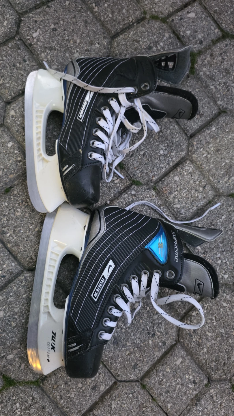 Bauer Supreme 30 Hockey Skates - Size 3.5 - photo 2