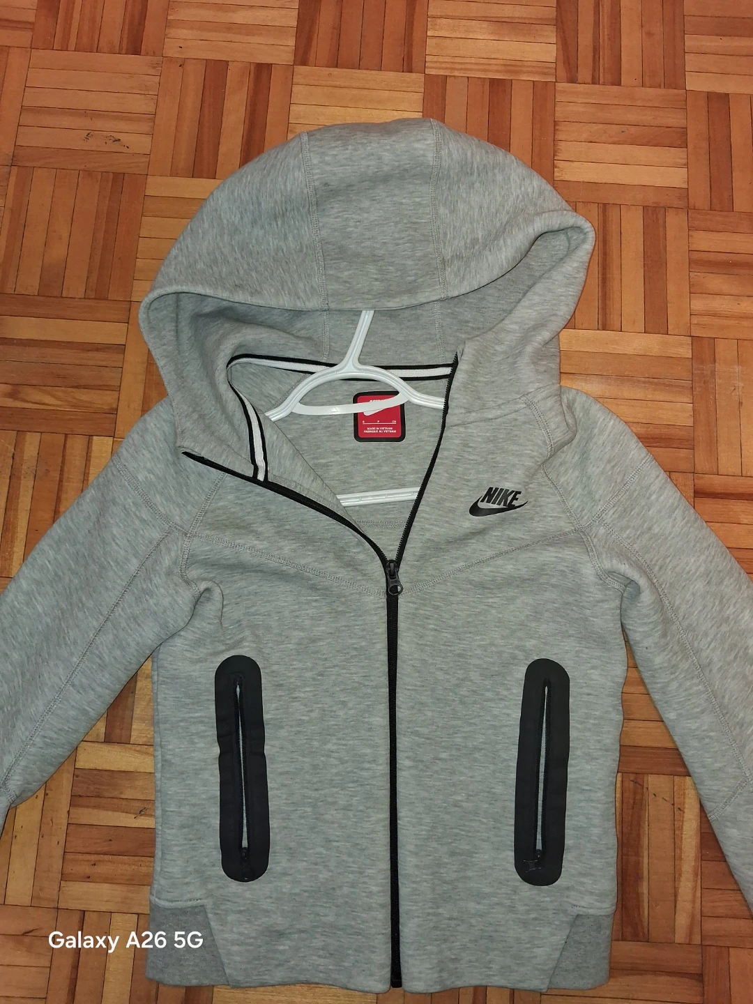 Nike Tech Fleece Hoodie Grey