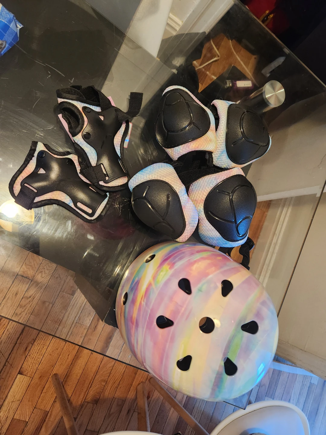Tie-Dye Protective Gear Set with Helmet - photo 2