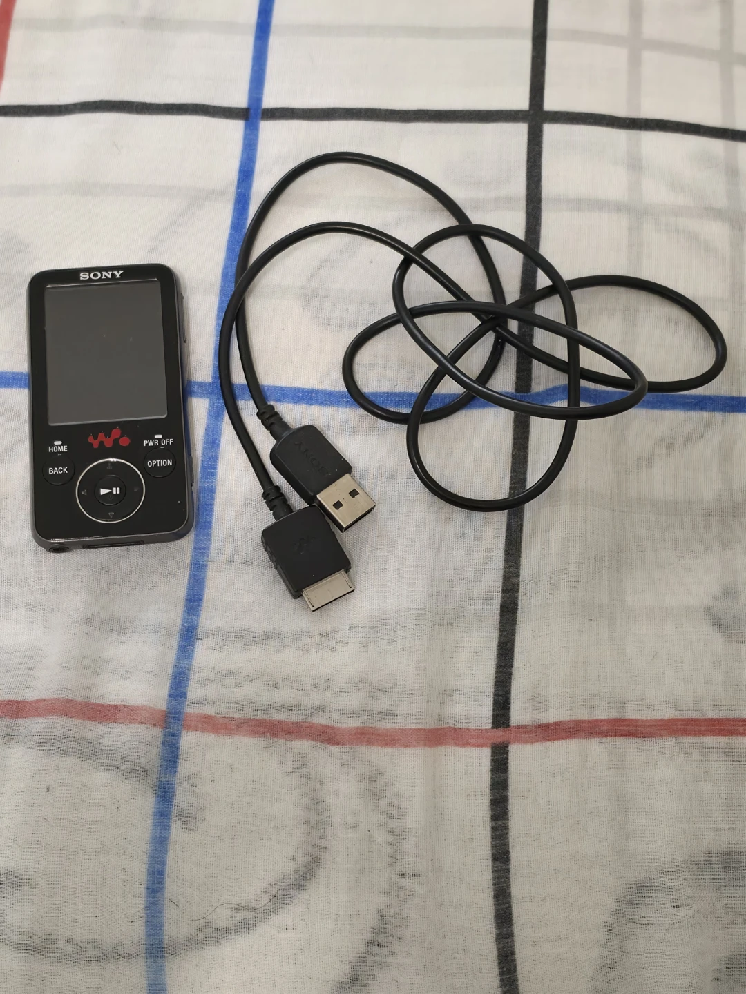 Sony Walkman NWZ-E Series Digital Media Player - photo 2