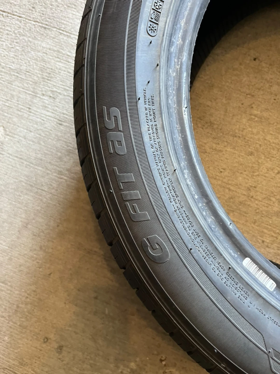 Laufenn G Fit AS Tire 225/50R16 - photo 3