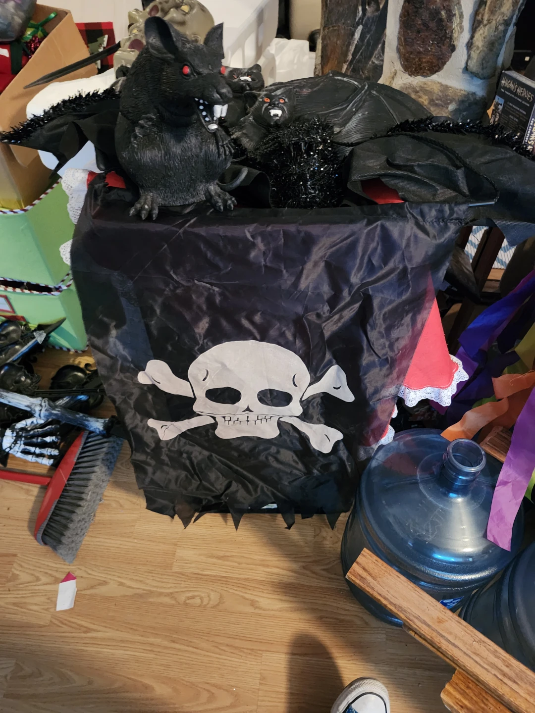 Assorted Halloween Decorations - photo 4