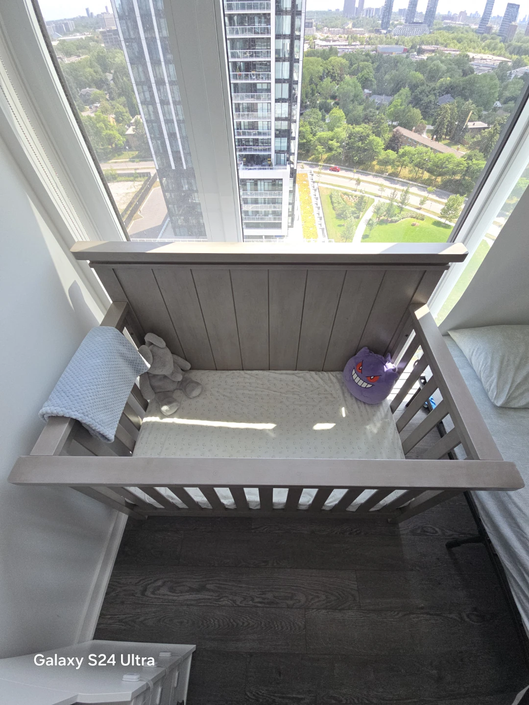 Wooden Baby Crib - photo 3