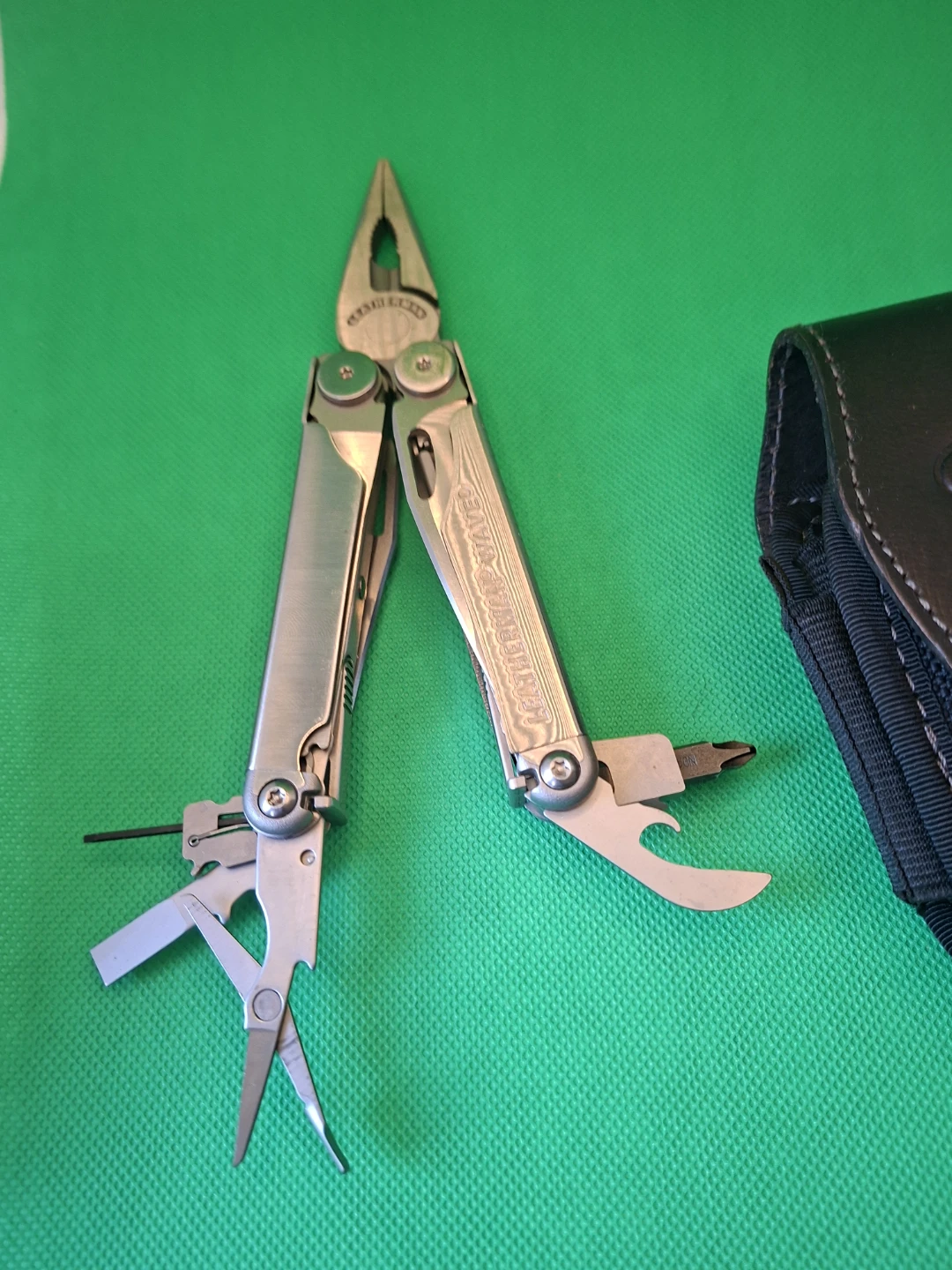 Leatherman Wave Multi-Tool Stainless with Leather Sheath - photo 5
