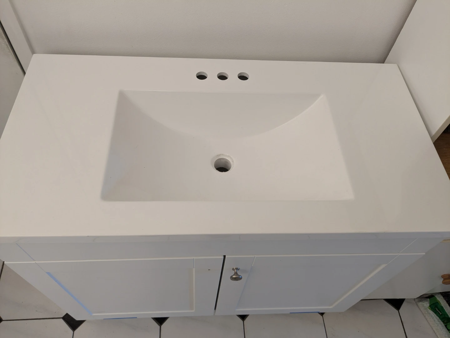 New bathroom vanity set with sink