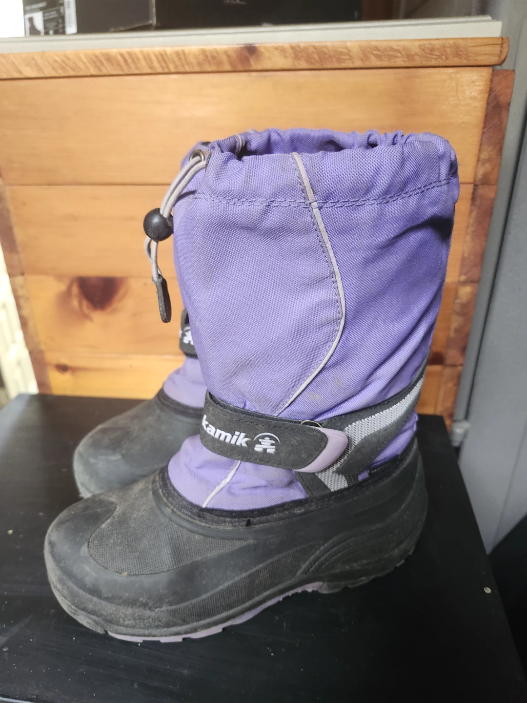 Kamik winter boots, size 4