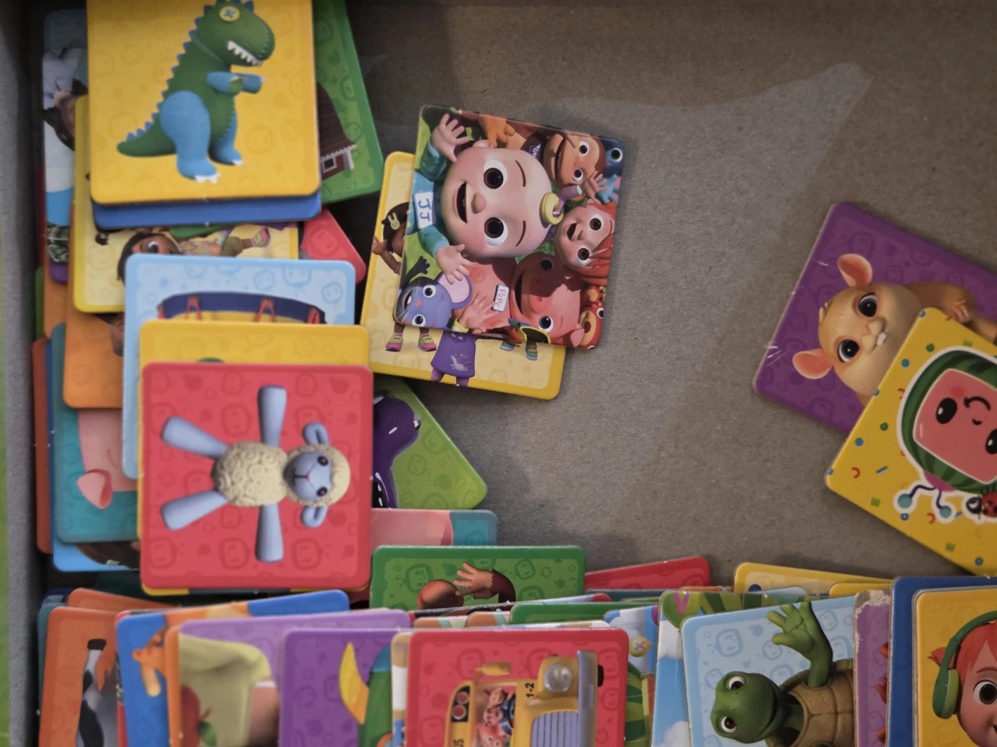 CoComelon Matching Game - photo 2