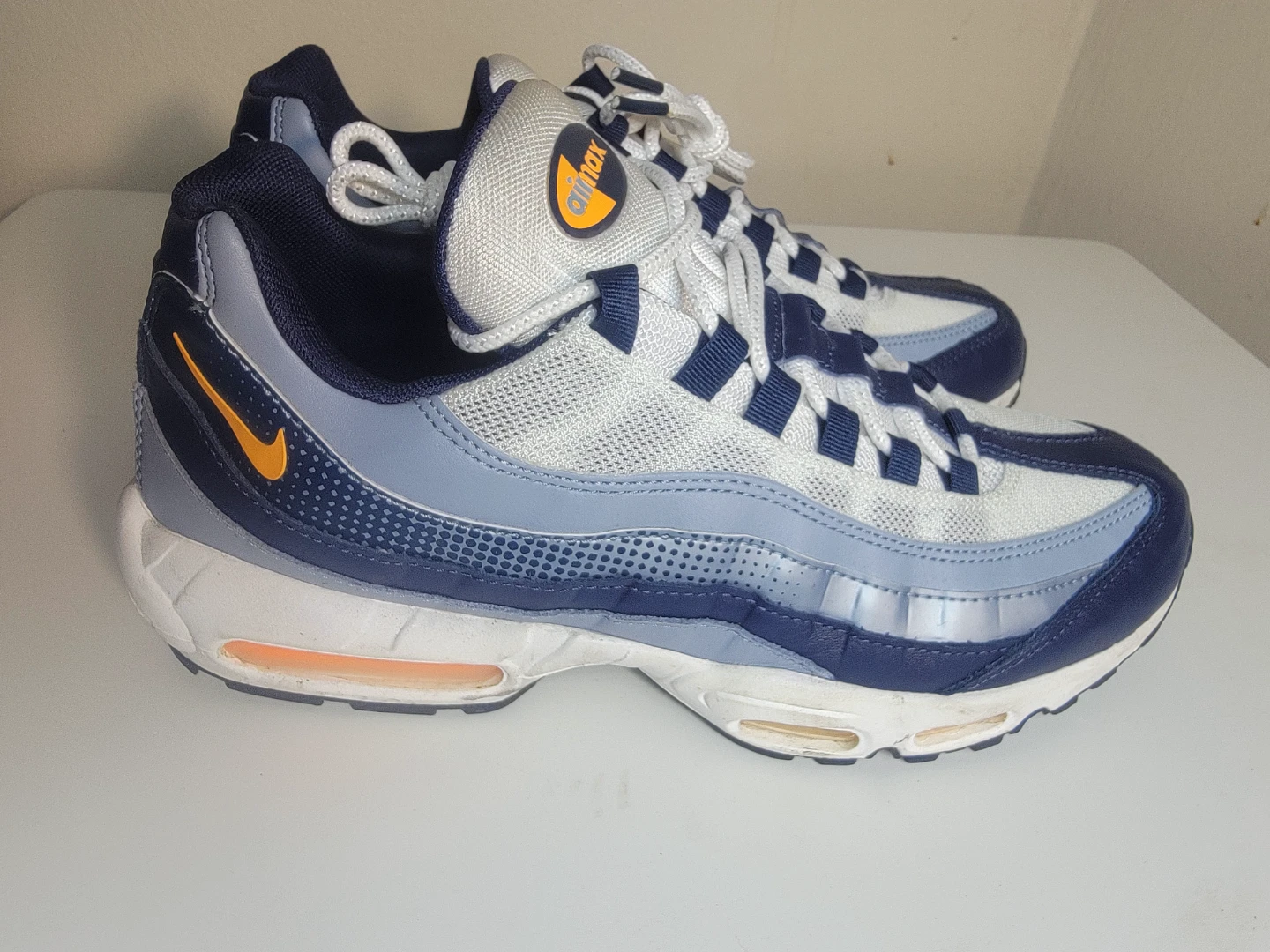 Nike Air Max 95 Navy and White Sneakers