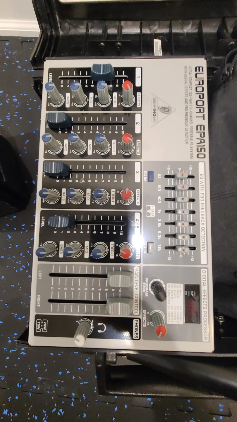 Behringer Europort EPA150 Portable PA System - photo 4