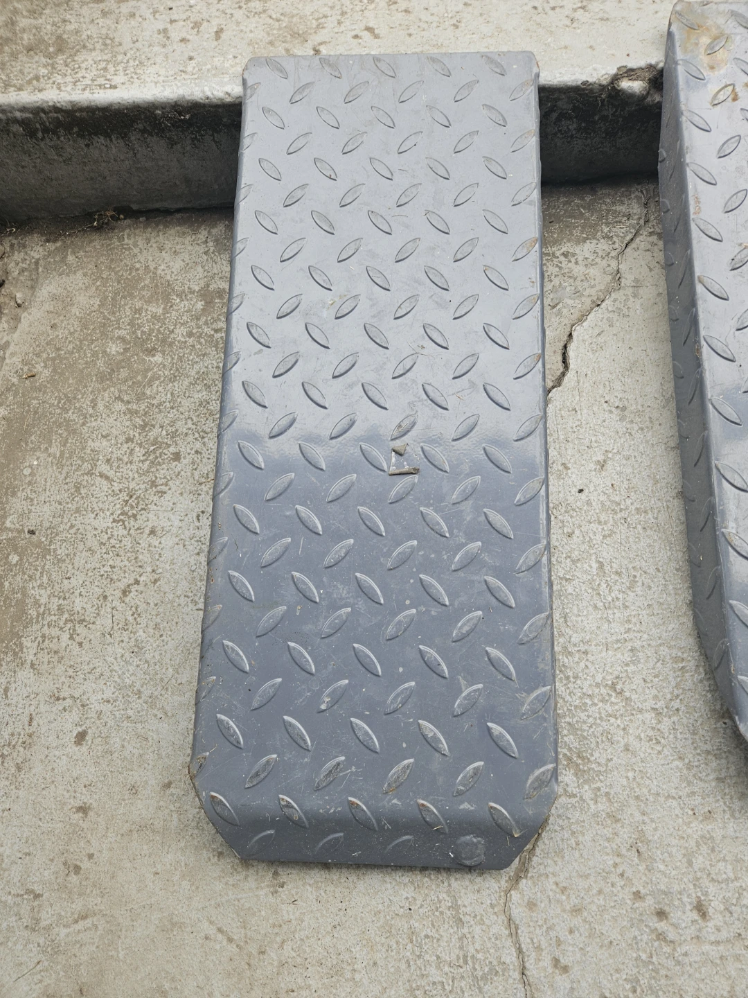 Pair of Metal Car Ramps - photo 3