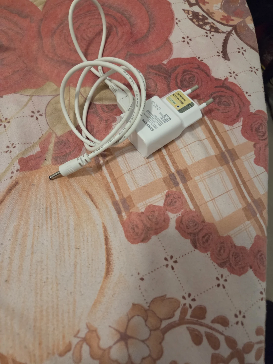 Samsung Wall Charger and Power Cable - photo 2