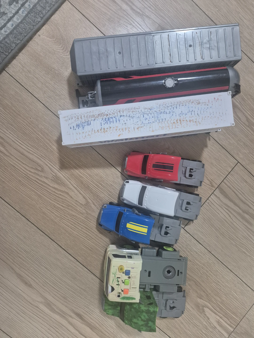 Toy Semi Trucks and Trailers Set