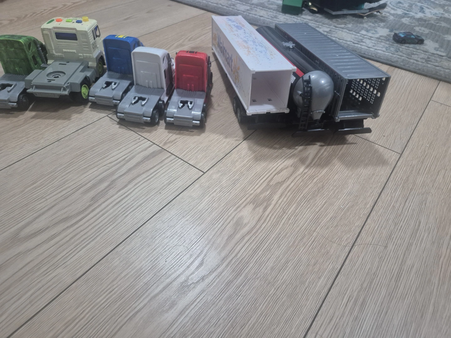 Toy Semi Trucks and Trailers Set - photo 2