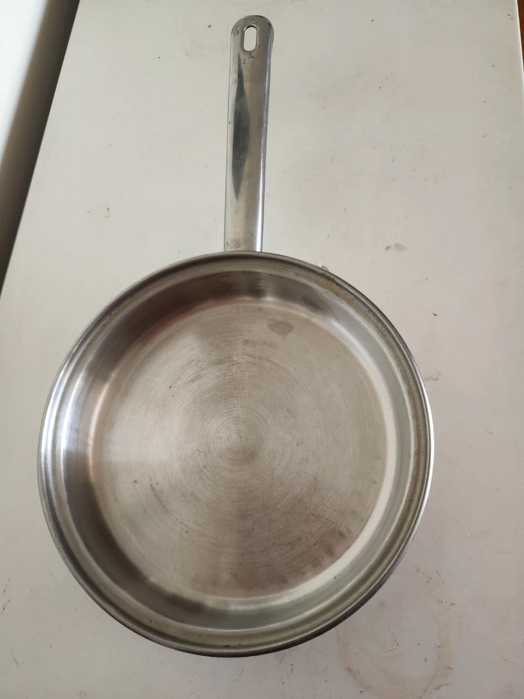 Stainless steel frying pan