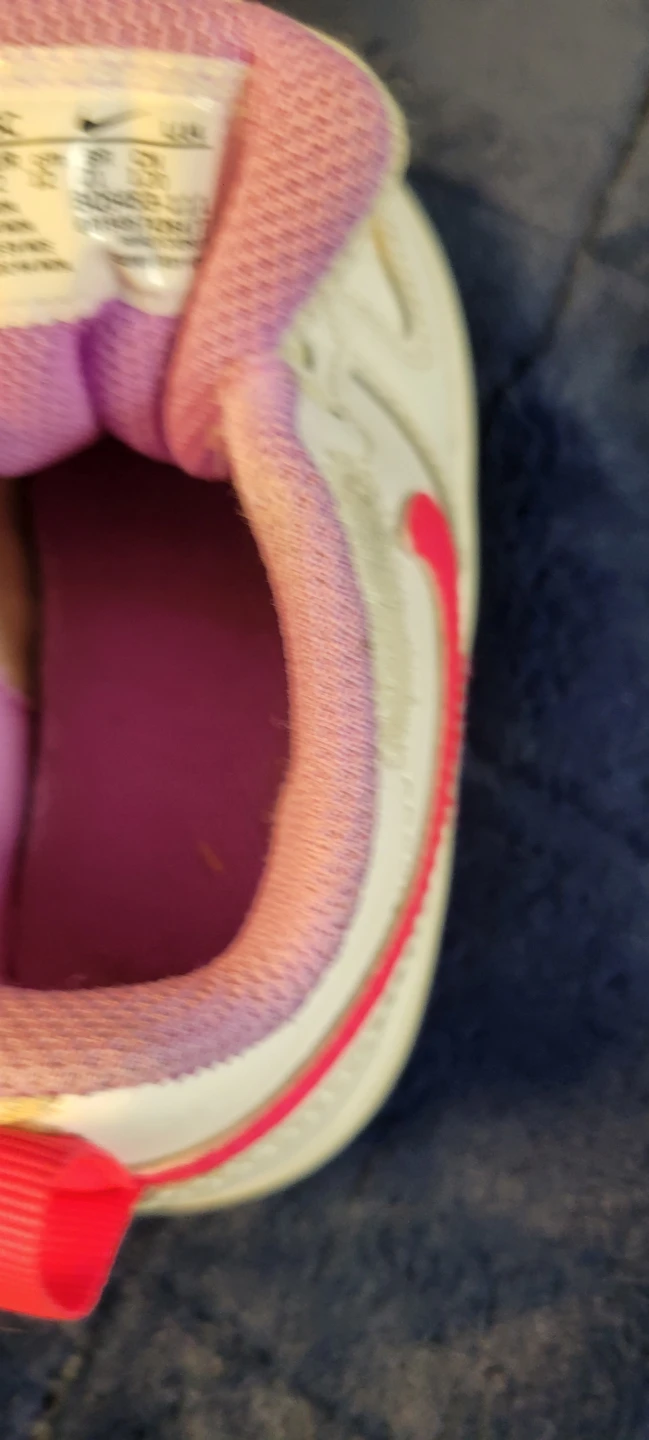 Nike Toddler Shoes White/Pink Size 6C - photo 3