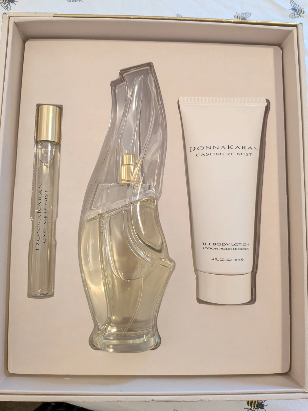 Donna Karan Cashmere Mist Fragrance Set brand new - photo 4