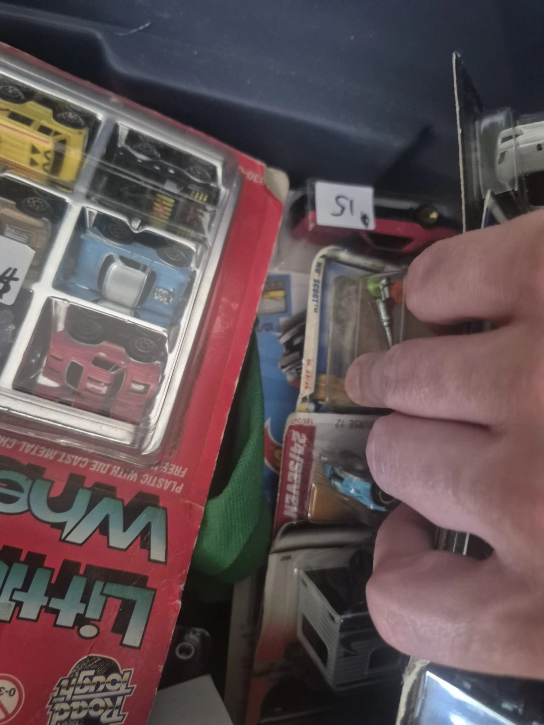 Massive Assorted Die-Cast Toy Cars (over 200) - photo 3