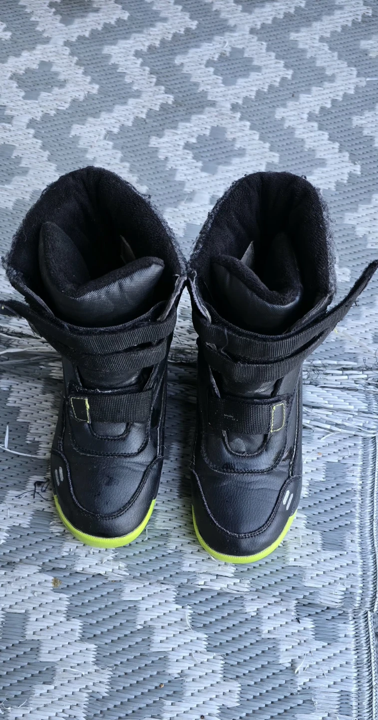 SIZE 3 Thinsulate Kids Black Winter Boots - photo 4