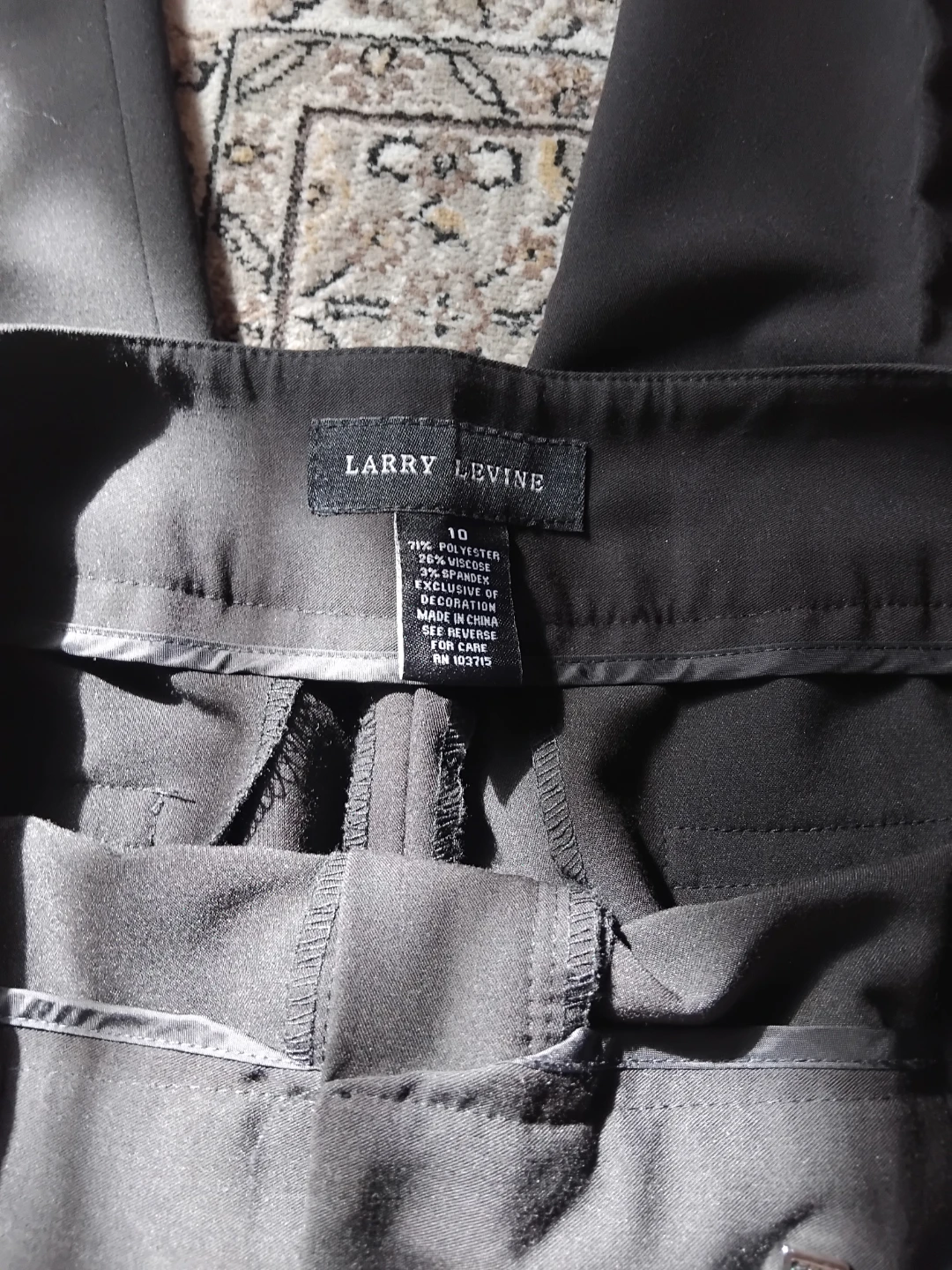 Larry Levine Black Capri Pants Size 10 - photo 3