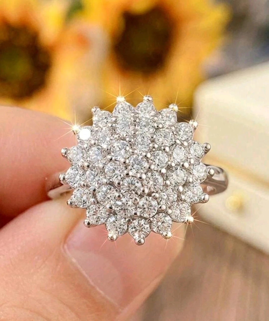 Sparkly Flower Cluster Ring