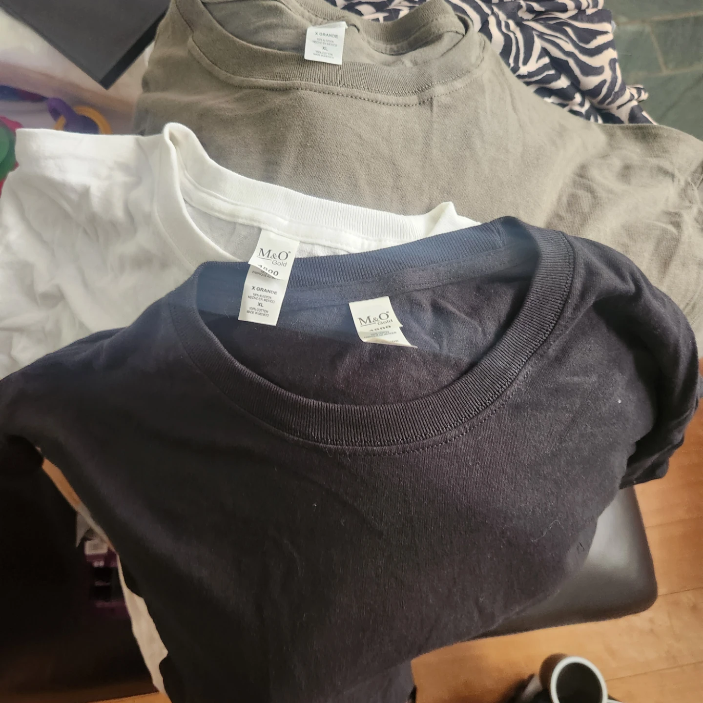 M&O Gold 4800 Blank T-Shirts White/Dark Green - photo 3