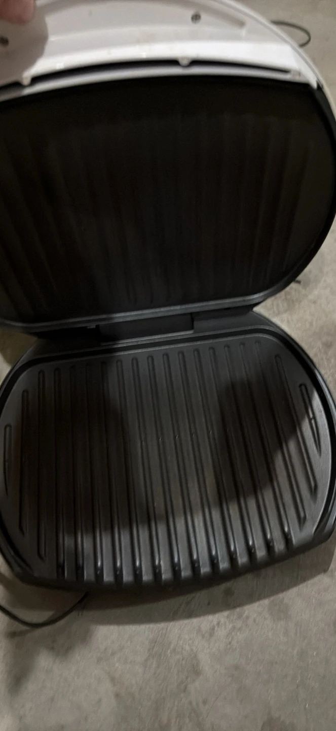 George Foreman Lean Mean Fat Reducing Grilling Machine - photo 2