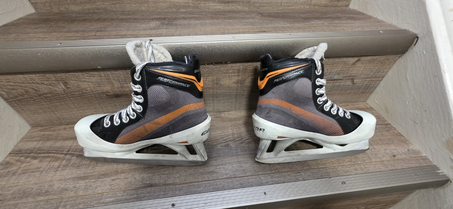 Bauer Hockey Skates Size 1 - photo 2