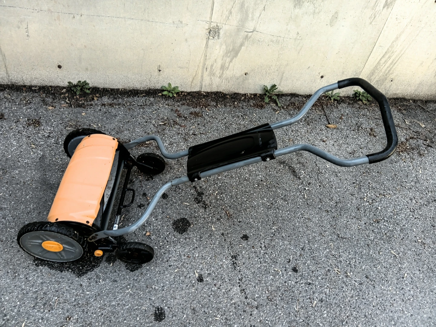 Fiskars StaySharp Premium Reel Lawnmower