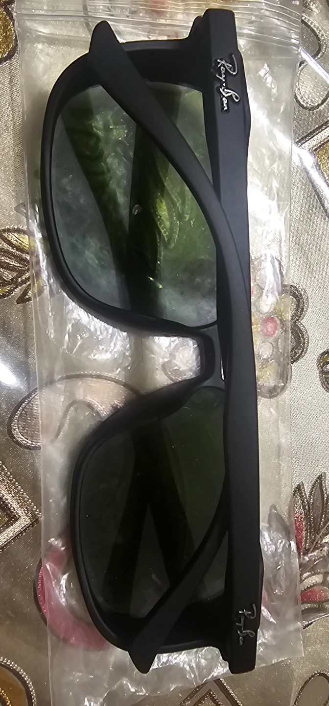 Ray-Ban Matte Black Sunglasses