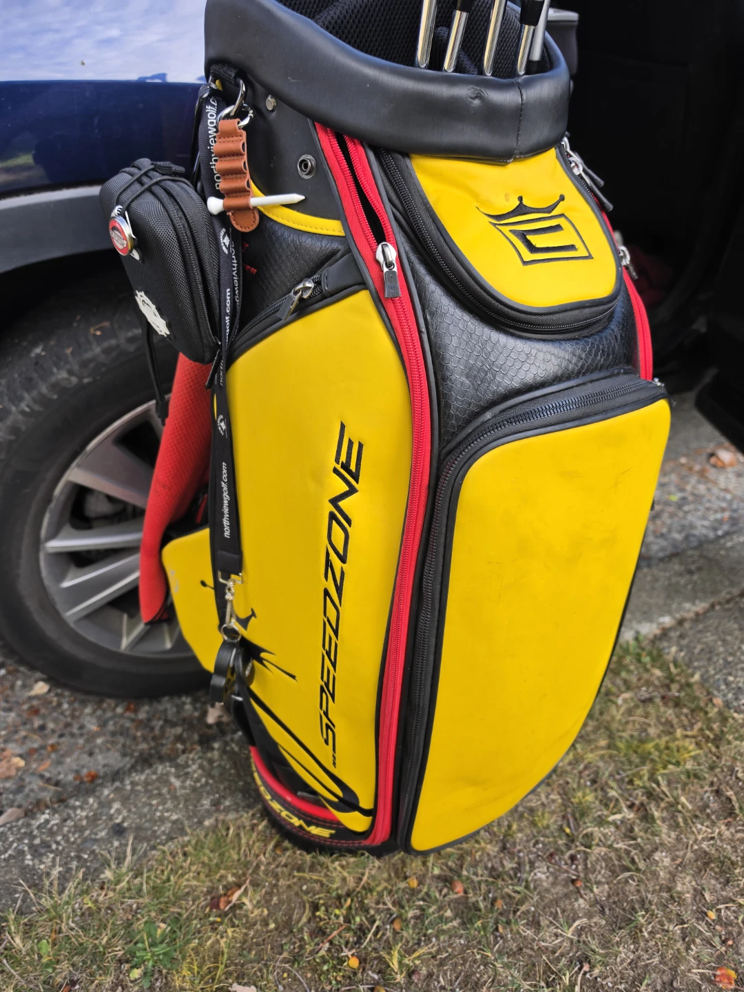 Cobra Speedzone Golf tour bag
