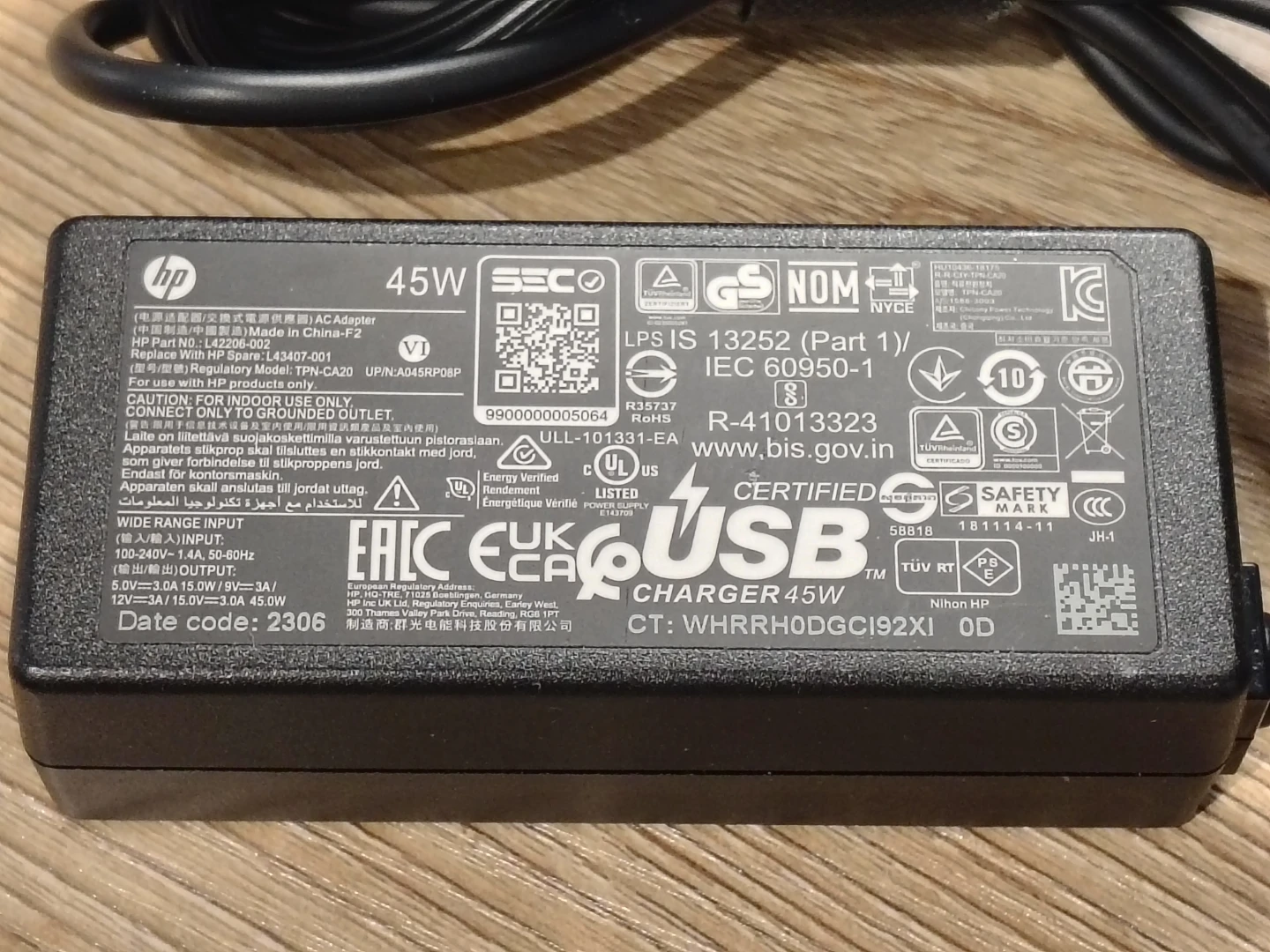 HP 45W USB-C Laptop Charger - photo 2