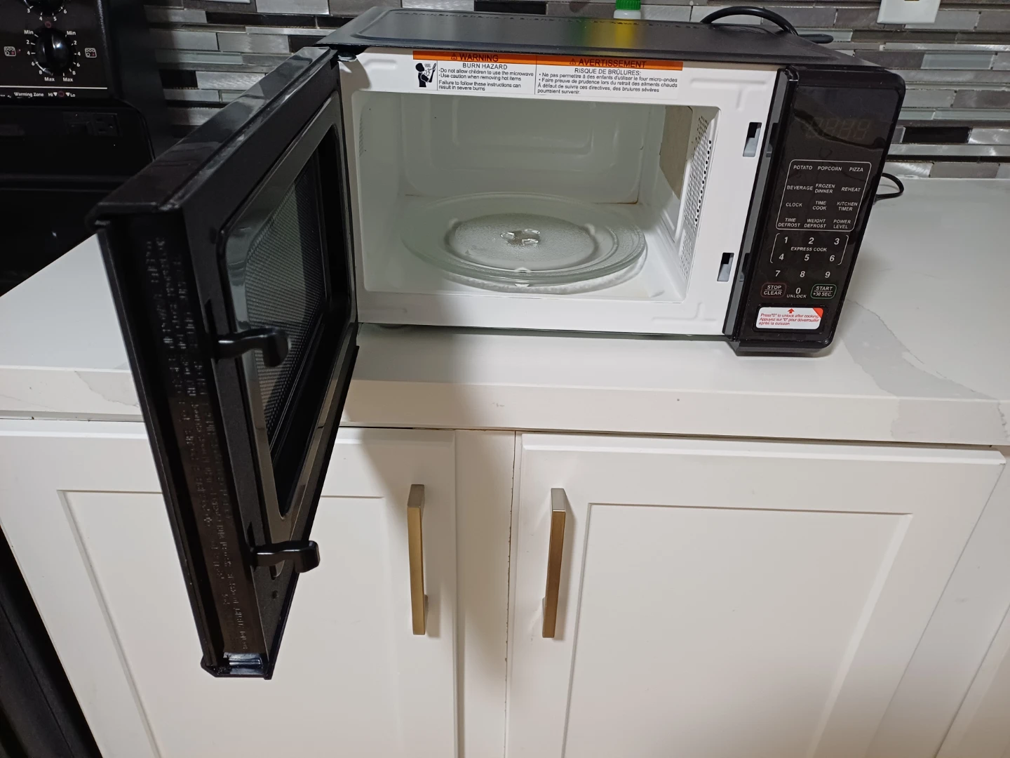 Black Microwave Oven - photo 2