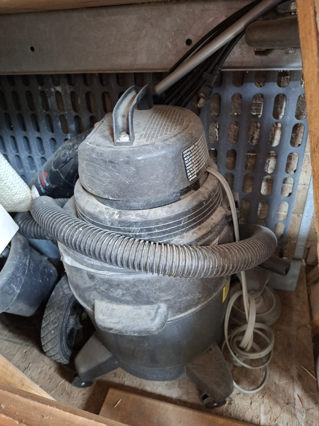 Bissell Wet Dry Vacuum