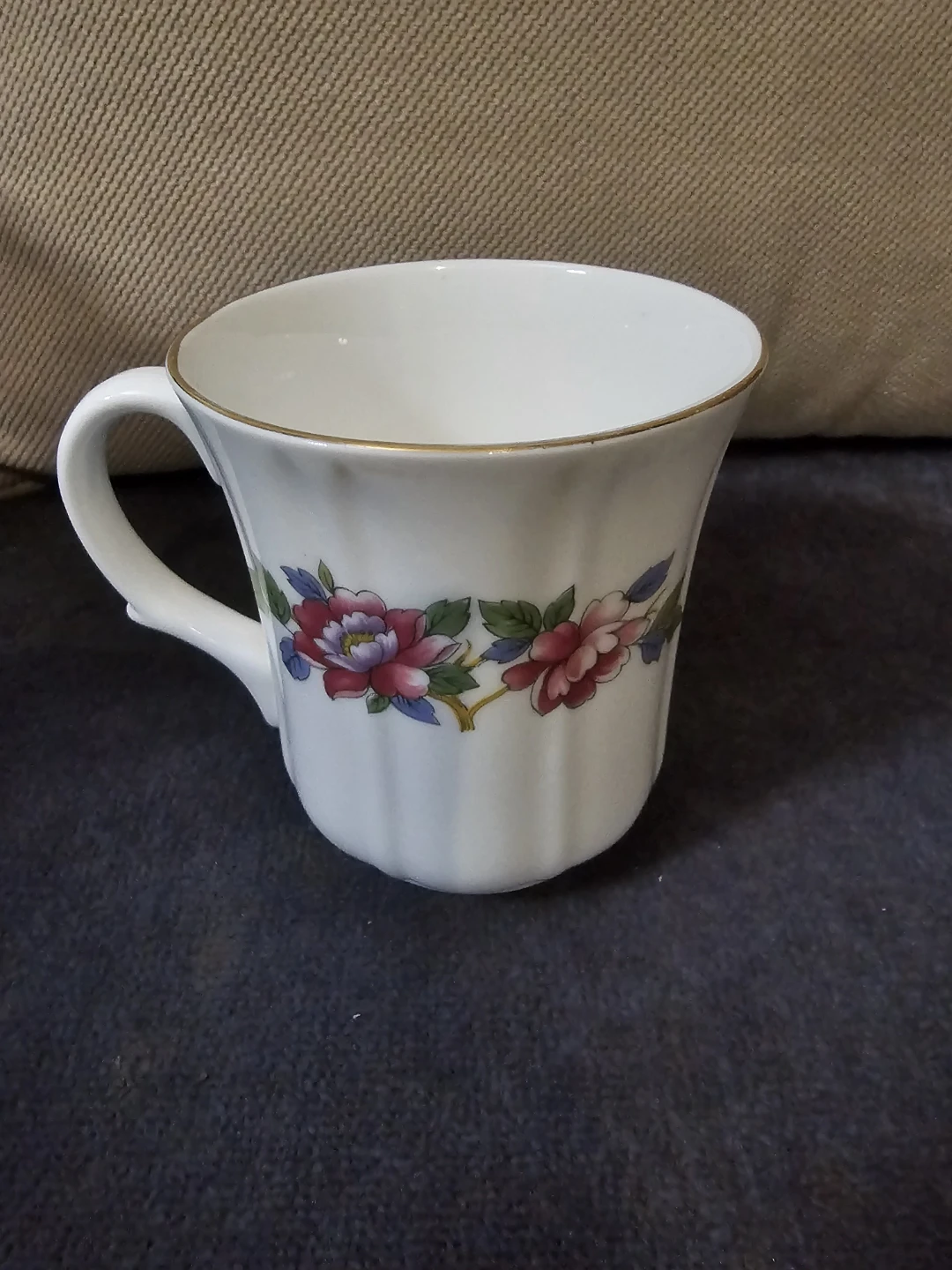 Duchess Bone China Mug - photo 2