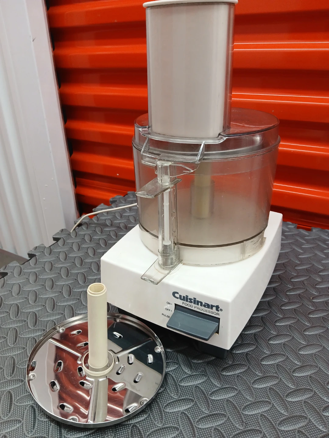 Cuisinart Food Processor - photo 2