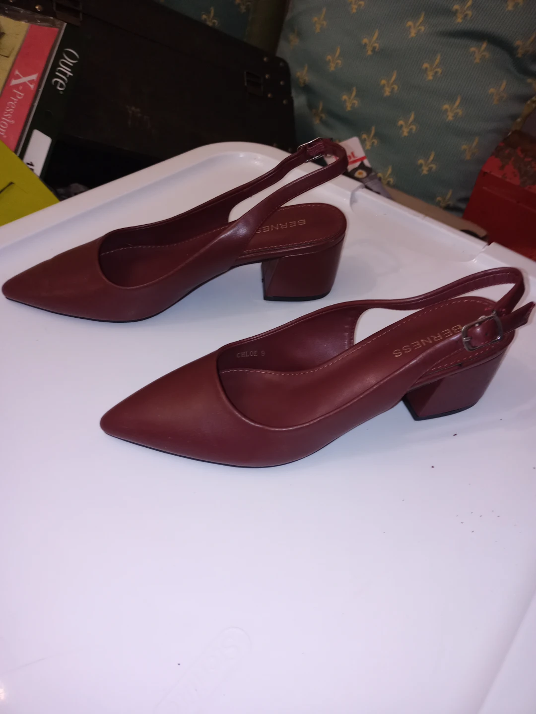 Berness Women's Shoes - Size 9 - New!