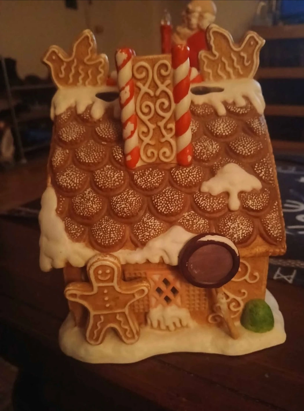 Candlelite Ceramic Gingerbread House Decoration - photo 2
