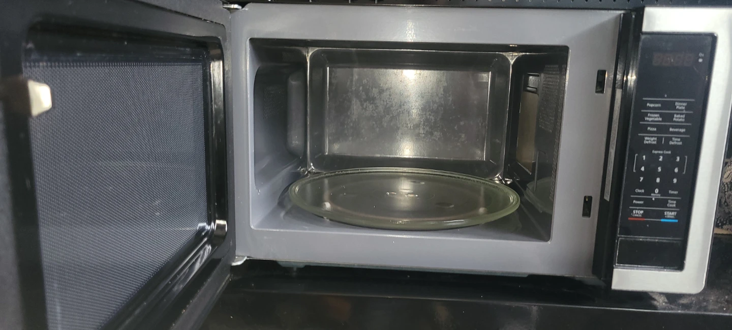 MasterChef Microwave 1.1 cuft - photo 3