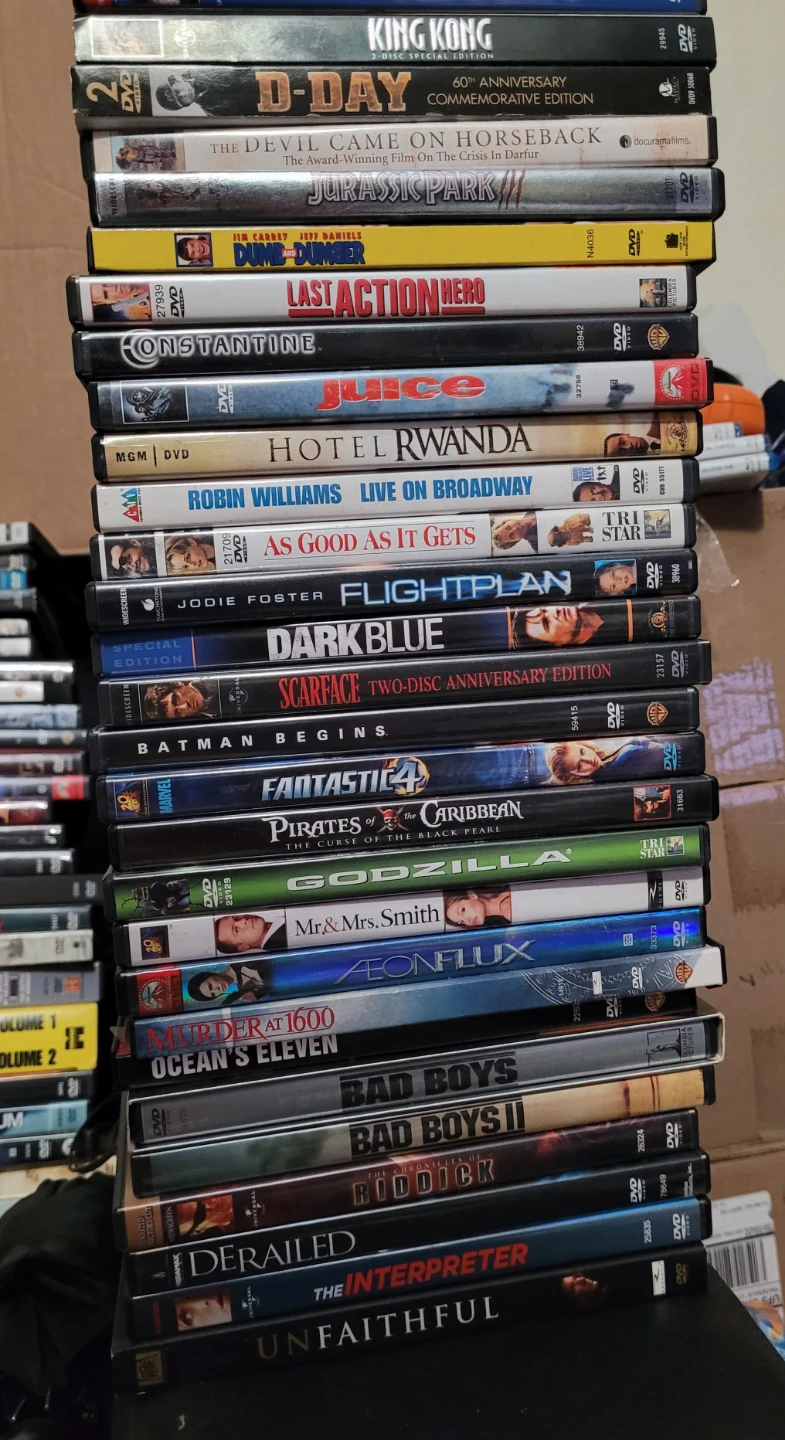 Large Movie Collection:$3 DVDs and $4 Blu-rays - photo 4