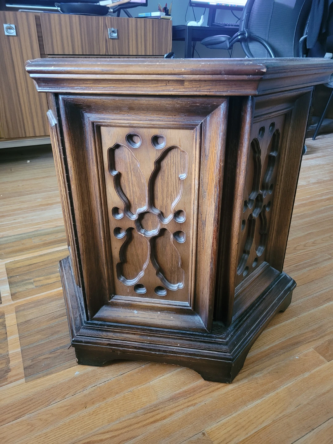 Wooden side tables - photo 2