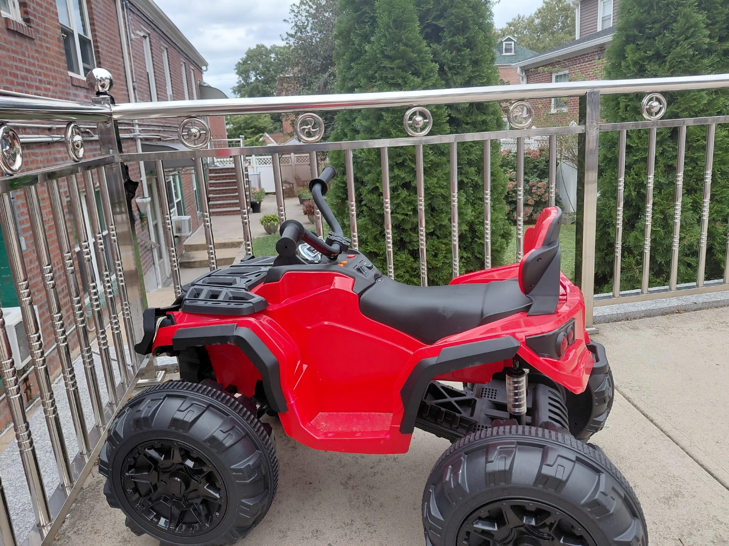 Kids Ride-On ATV Red - photo 3
