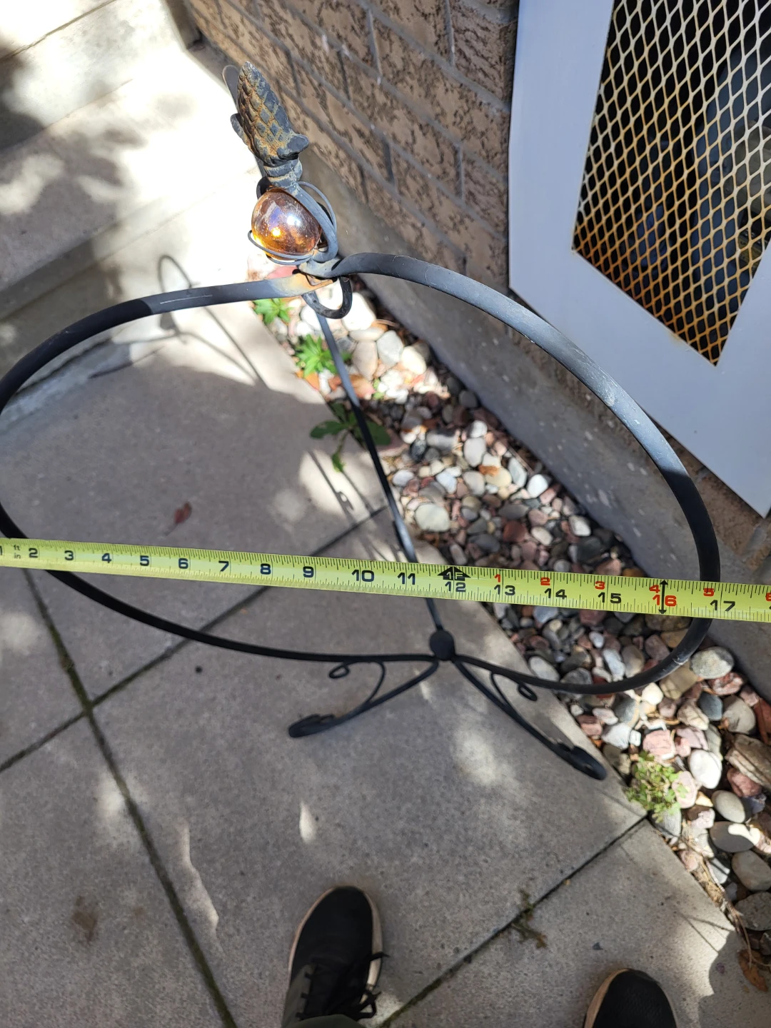 Decorative Metal Garden Plant Stand - photo 2
