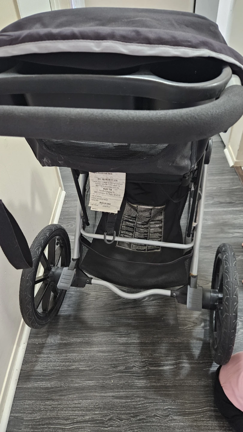 Evenflo Jogging Stroller - photo 3