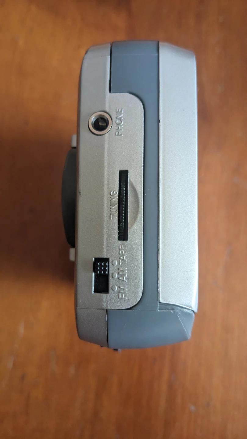 Nexxtech AM/FM Stereo Cassette Player - photo 3
