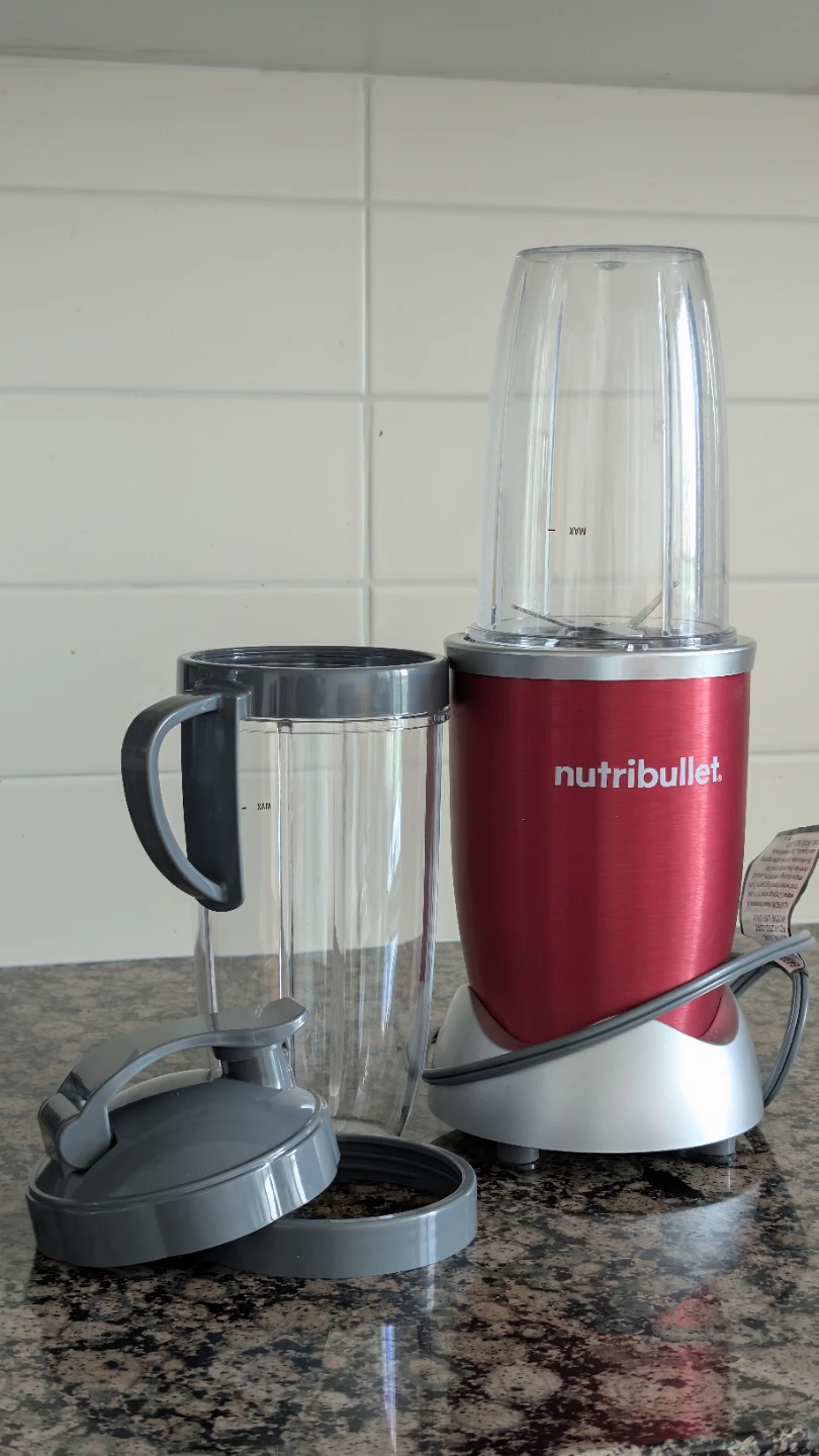 NutriBullet PRO 900W Single Serve Blender (Red) - photo 2