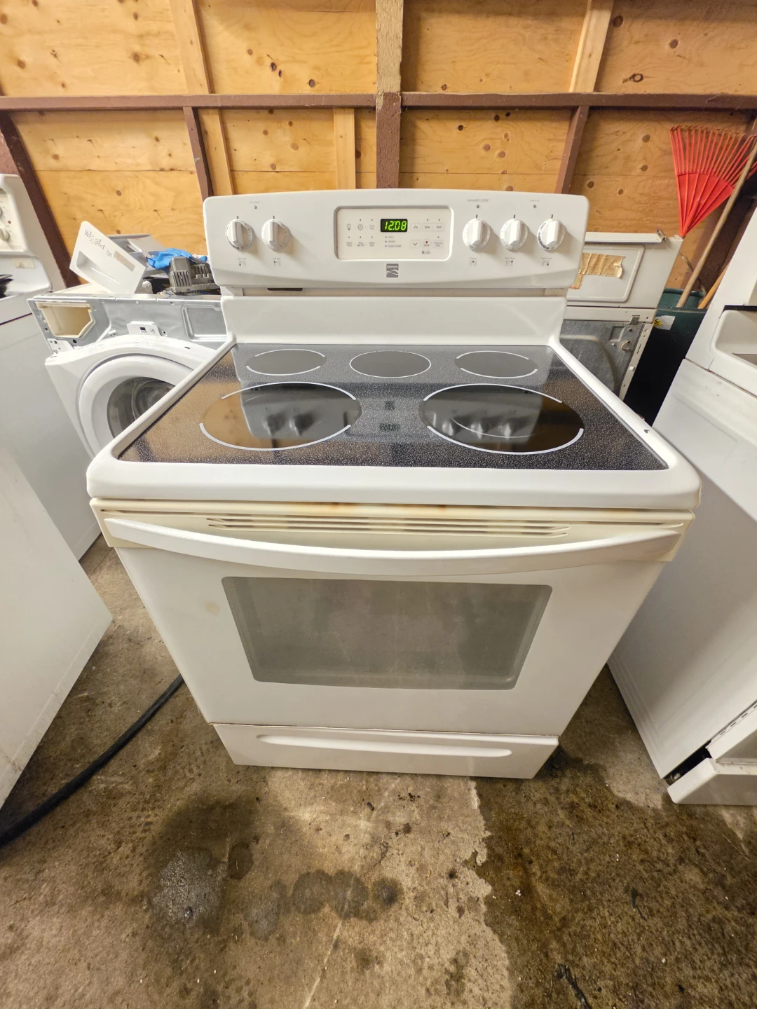 Delivery Available - Kenmore 30" White Electric Range - photo 3