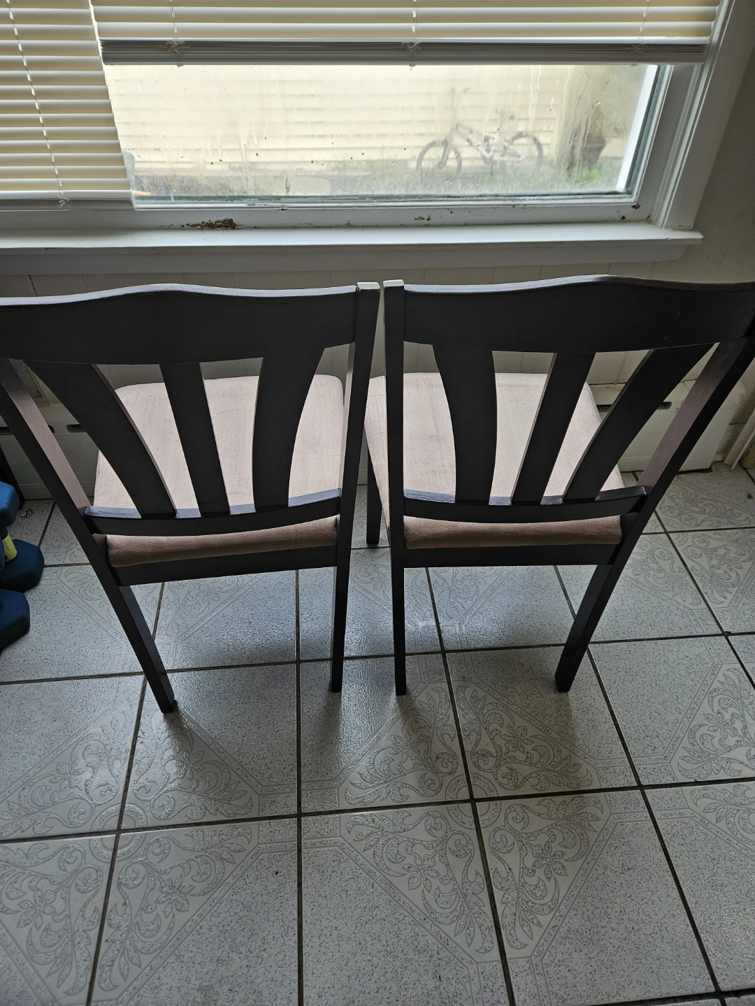 Dining Room Set with Bench and Two Chairs - photo 2