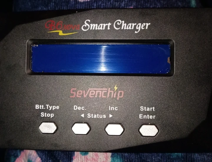 Sevenchip B6nova Smart Charger